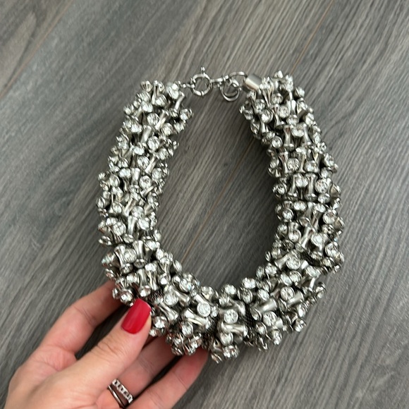 Neckless - Picture 3 of 5